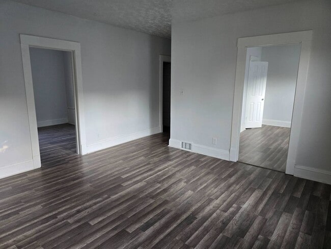 Photo - Charming 4-Bedroom Property in Prime Location