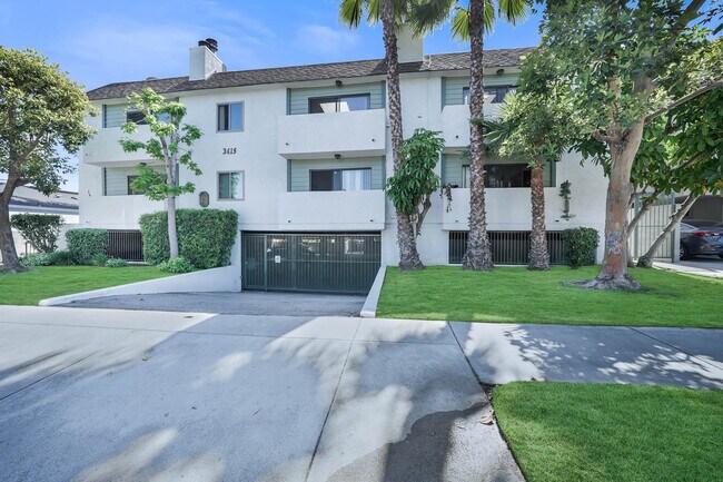 3615 Veteran Ave