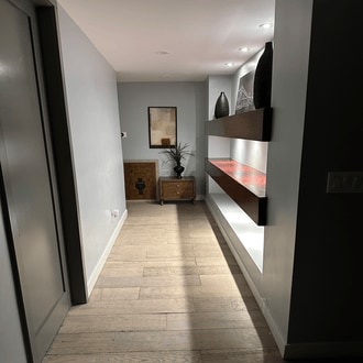 Photo - 300 N Plymouth Blvd