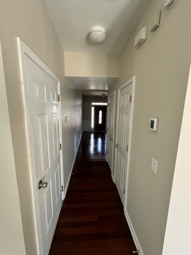 Photo - 77 Stallion Way