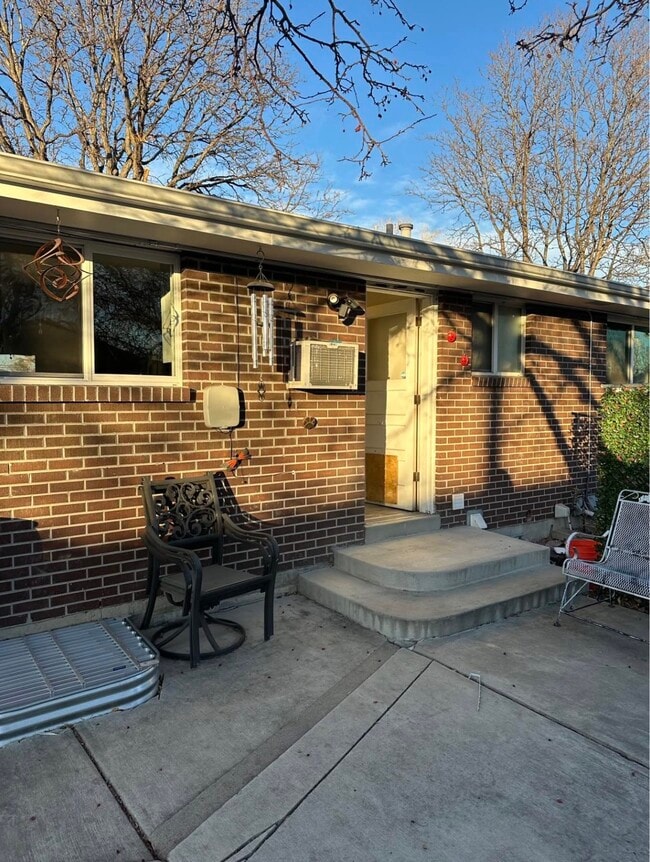 Building Photo - 4954 W 65th Ave Unit B