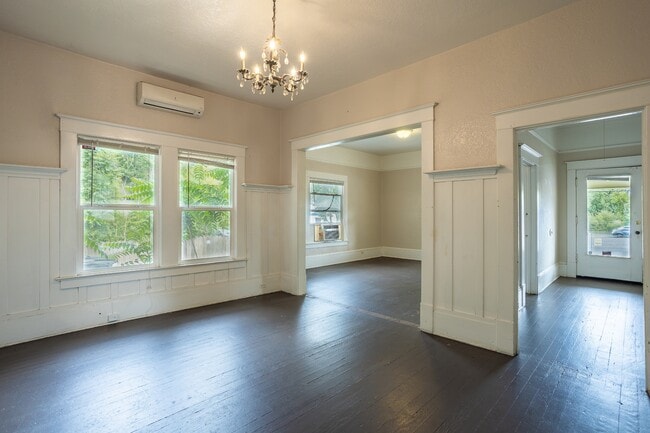 Photo - 278 Humboldt Ave