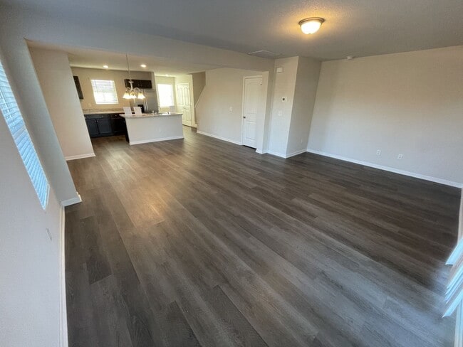 Photo - 3 Bd 2.5 Ba end unit townhouse