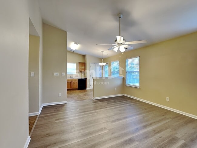 Photo - 229 N Weststone Blvd