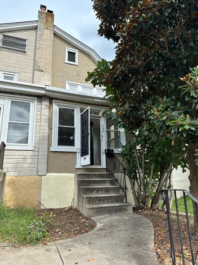 Photo - 529 Brookside Ave