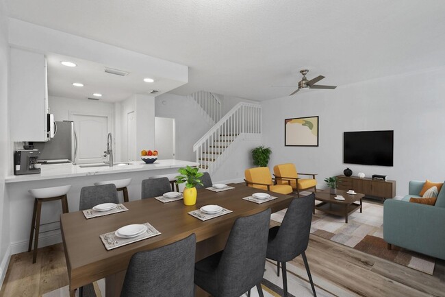 Photo - 354 Jacaranda Dr