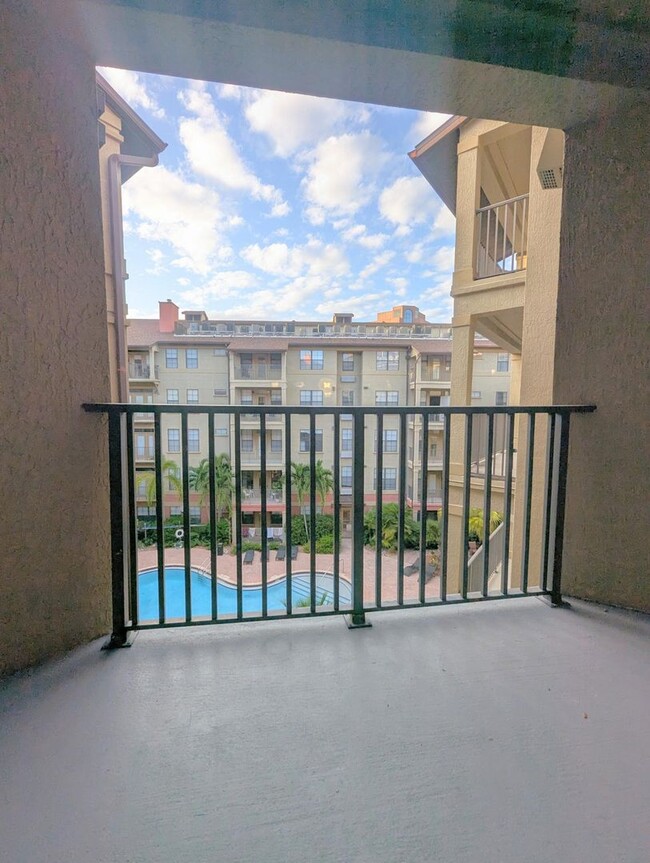 Spacious 2x2 New paint throughout, include... - Spacious 2x2 New paint throughout, include... Condo