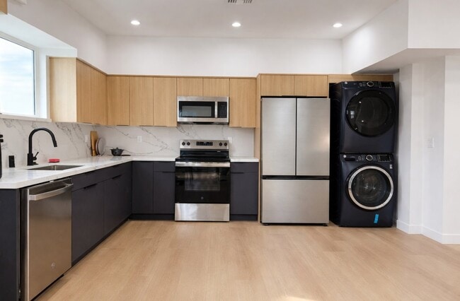 Photo - 1500 Arapahoe St Unit 1500 Arapahoe Street