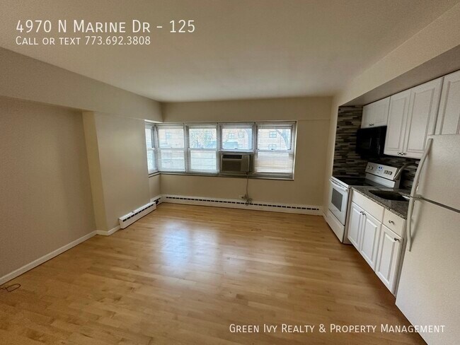 Photo - Charming, Hi-Rise Condo for Rent Next To L... Unit 125