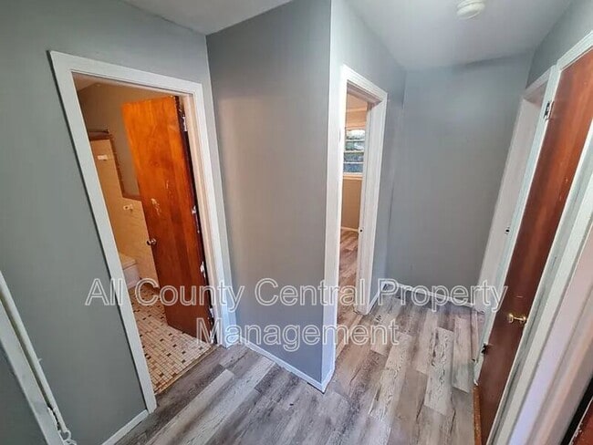 Photo - 3346 Bedford Ln