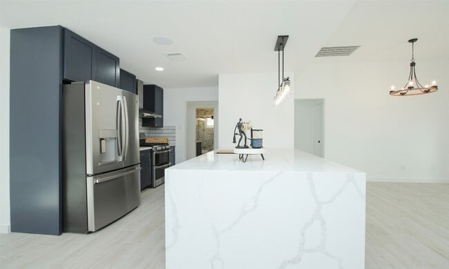 Photo - 8518 Furlong Ln