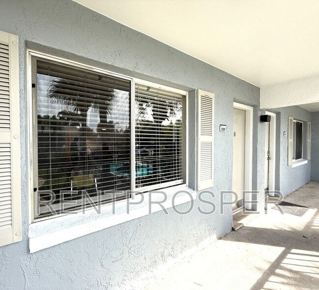 Building Photo - 122 Water Front Way Unit 220 Rental