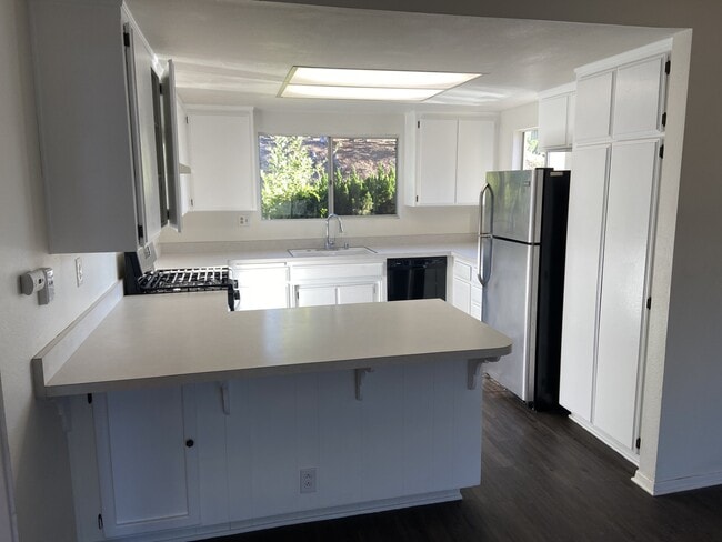 Photo - 1028 Sapote Ct