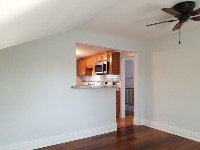 Photo - 345 N Addison Ave Unidad 2nd Floor