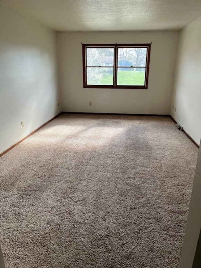 Photo - 466-468 S Kaser Dr Unit 468