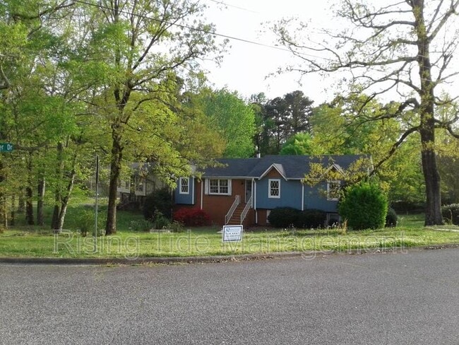 Photo - 1001 Christopher Dr