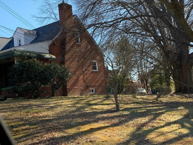 Photo - 3403 Aberdeen St