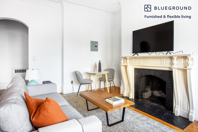 Photo - 271 Dartmouth St Unidad FL3-ID331