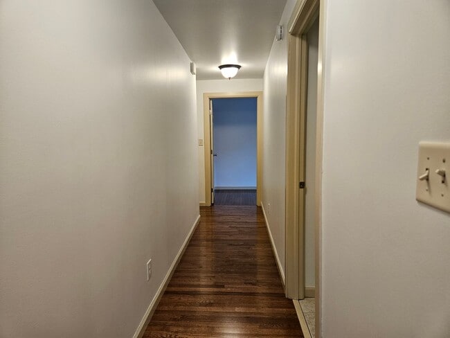 Photo - 798RUNVILLER Unit 1