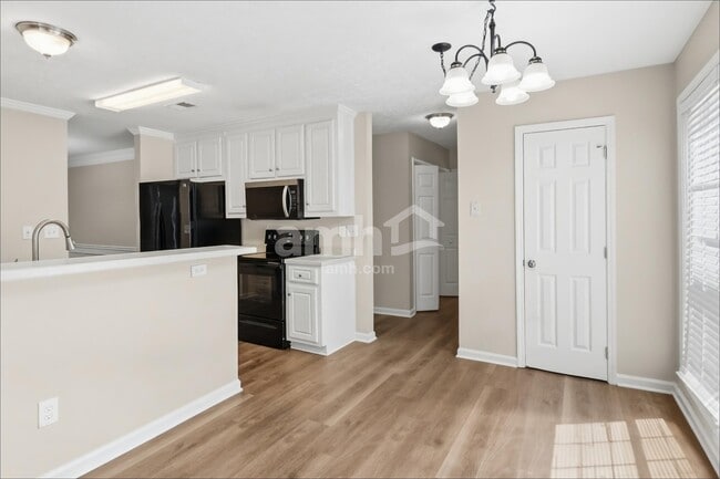4366 Foxberry Run