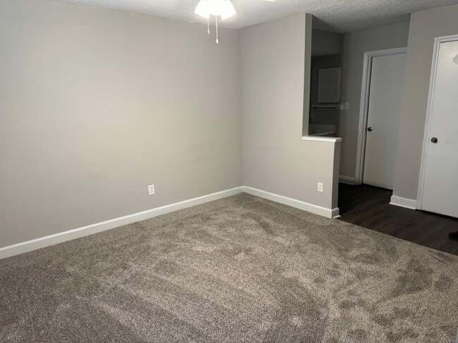 Photo - 2 bed 2 bath garden unit at Avery Close!