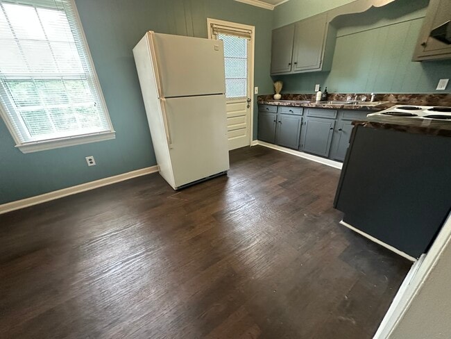 Photo - 102 Robbins Ave Unit 102B