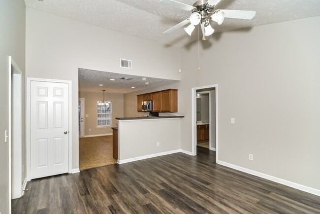 Photo - 177 Howard Woody Dr