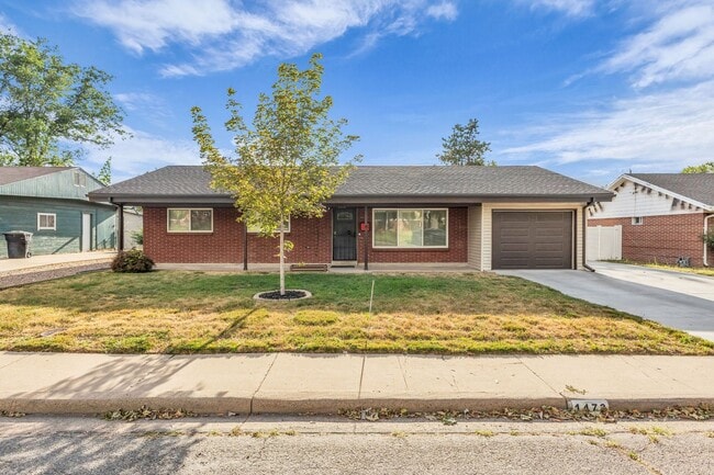 Building Photo - Beautiful 3 Bedroom Rambler Near Hill AFB with RV Parking