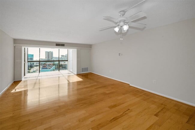 Photo - 800 S Gulfview Blvd Unit 906