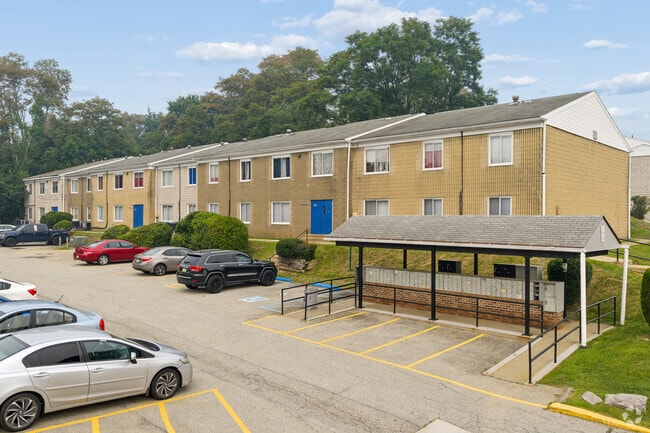Hilltop Parkview Manor