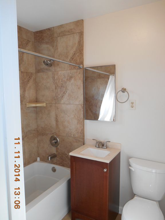 Baño - 4051 Shinners Pl