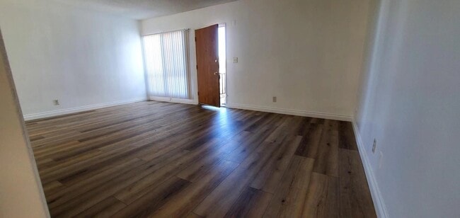Photo - 2346 W. 18th St