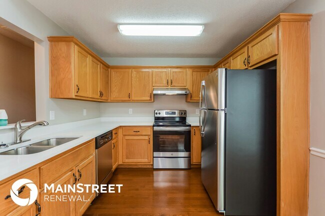 Photo - 1420 Saddlebrook Ct