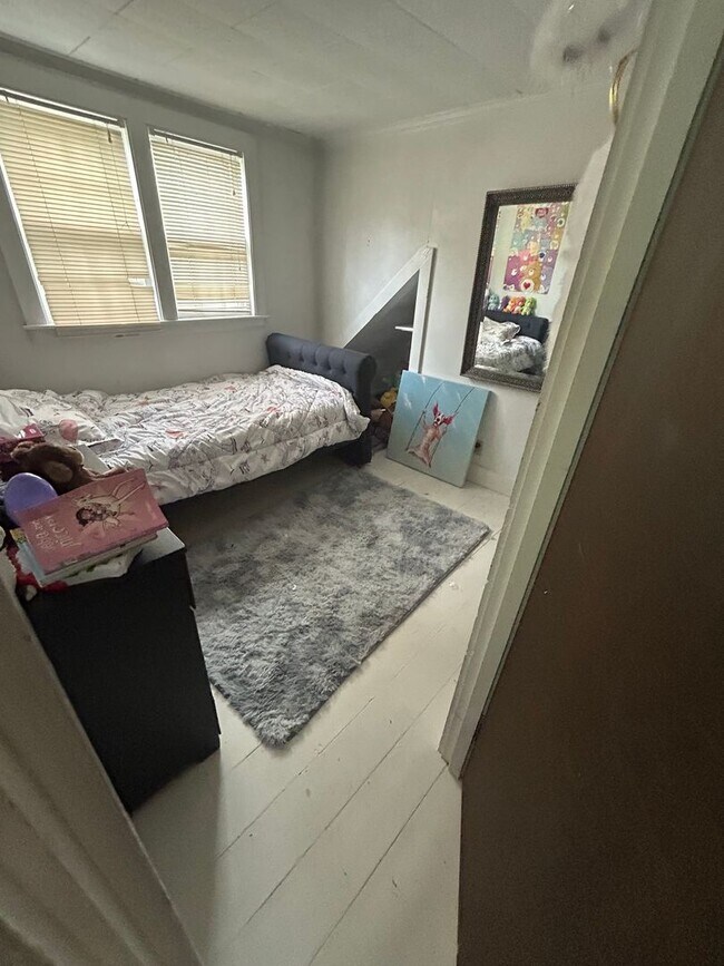 Photo - 9-11 Crosby Lane Unit 11-2R