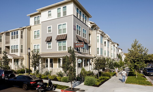 Building Photo - Madera Rental