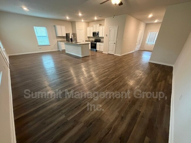 Photo - 219 Limestone Cir