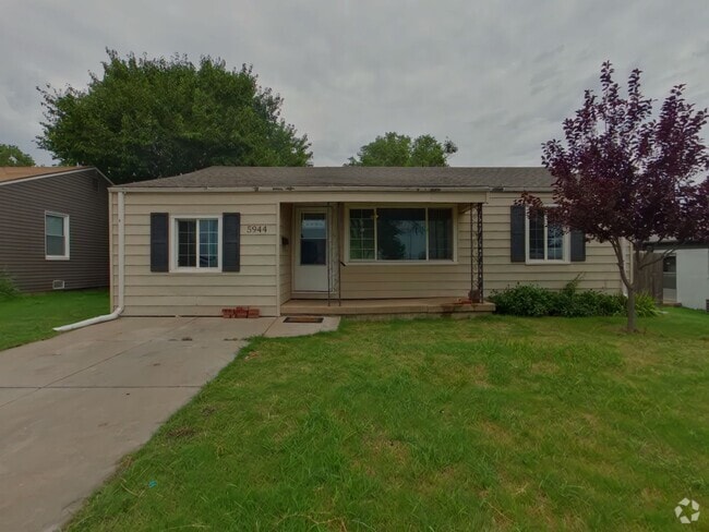 Building Photo - 5944 E Kinkaid St Rental
