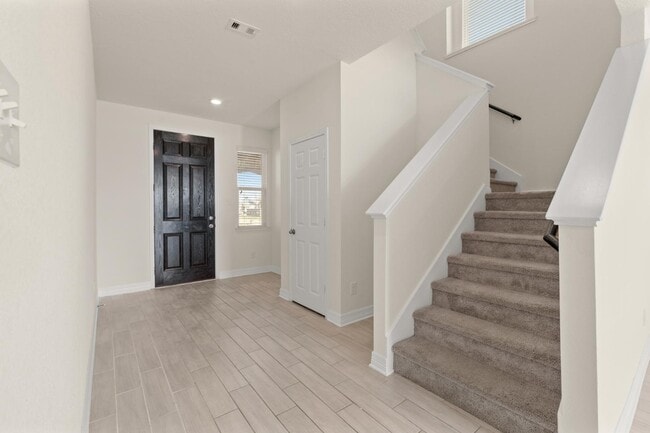 Photo - 4822 Hickory Deer Ln