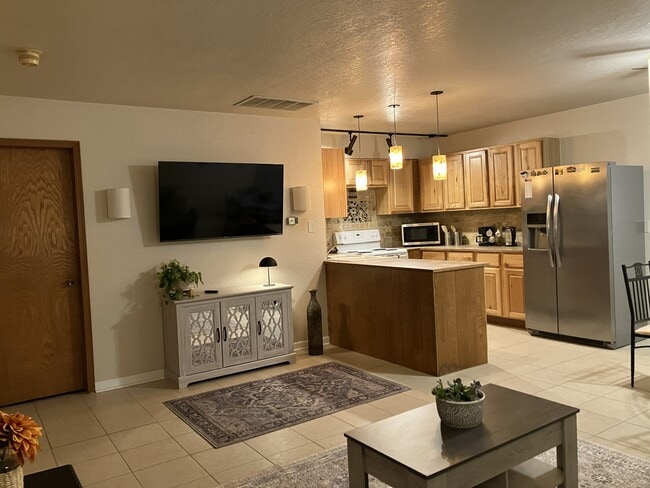 Living and kitchen - 1916 Nighthawk Dr