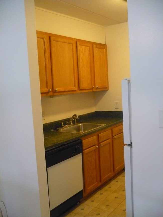 Photo - Bradford House