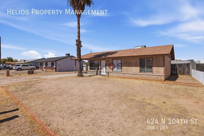 Photo - 424 N 104th St