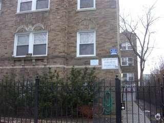 Building Photo - 2242 N Monticello Ave Unit 3E Rental