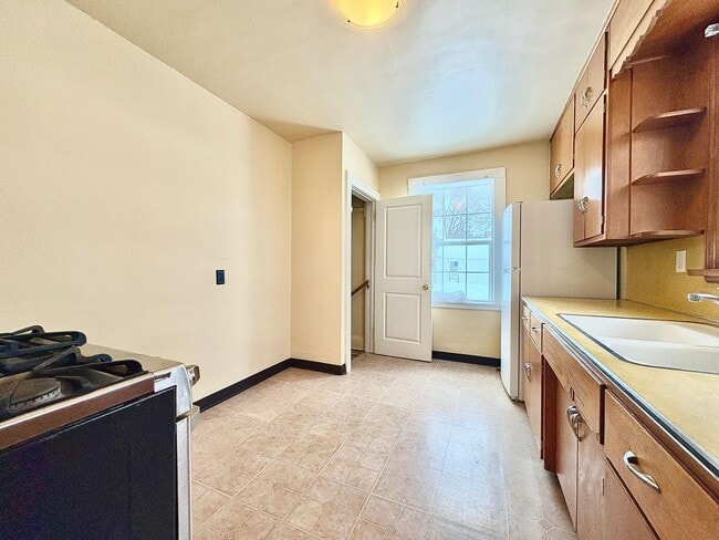 Photo - 1821 S Taylor St