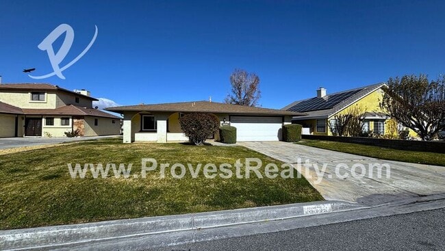 Photo - 18430 Niagara Dr