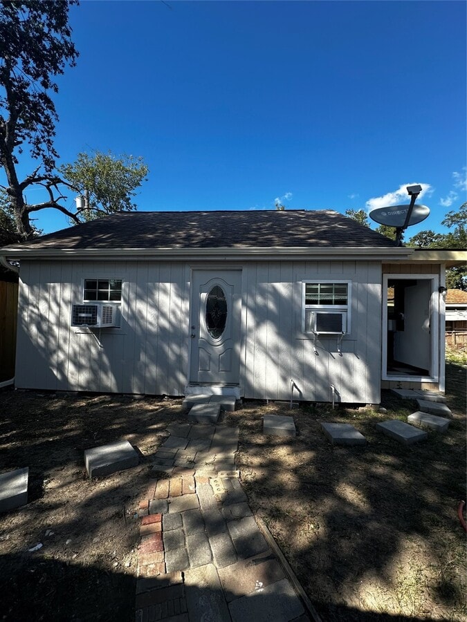 Photo - 9337 Talton St