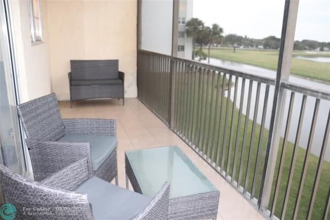 Photo - 3150 W Rolling Hills Cir Unit 304