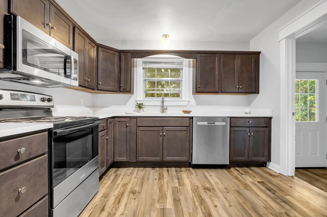 Building Photo - 1115 N Woodward Ave Rental