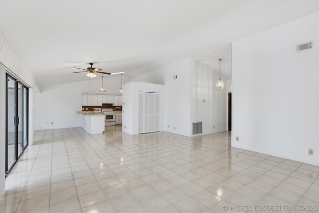 Photo - 6846 Bianchini Cir