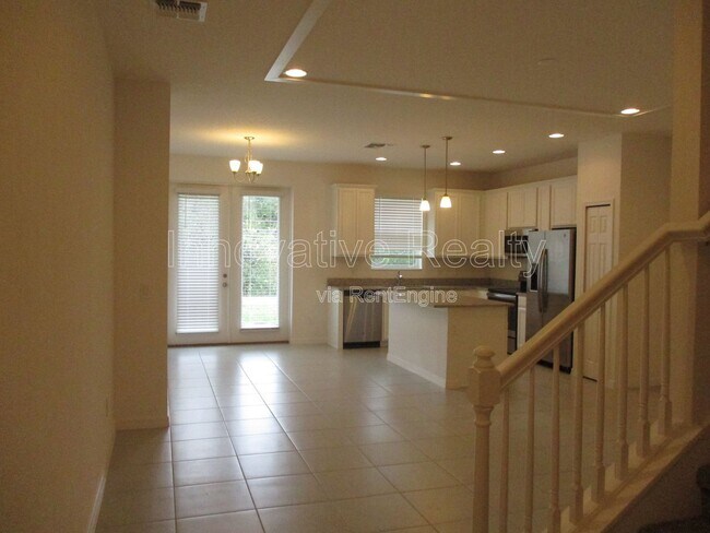 Photo - 6791 Tussilago Way