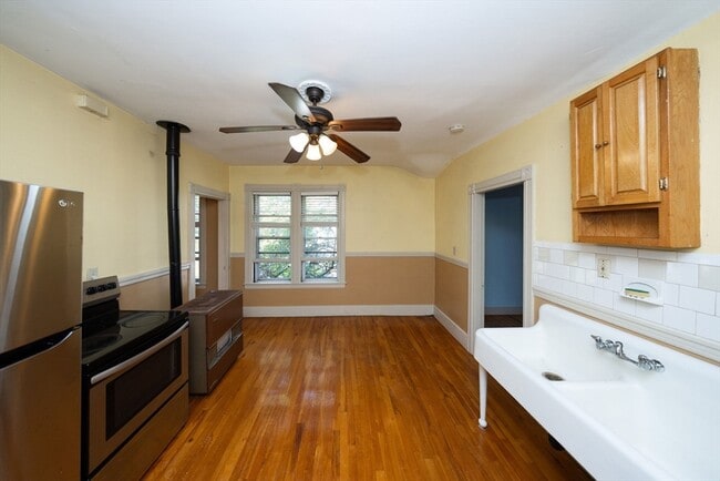 Photo - 35 Tirrell St Unit 3